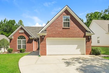 67 KENTUCKY AVE SHARPSBURG, GA 30277